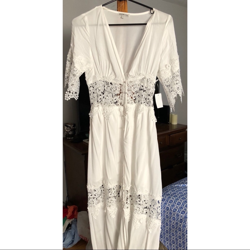 White maxi dress